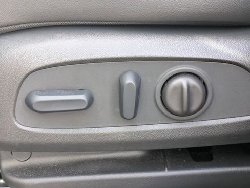 Used 2023 Buick Encore GX Select w/ Sport Touring Package FWD image 23