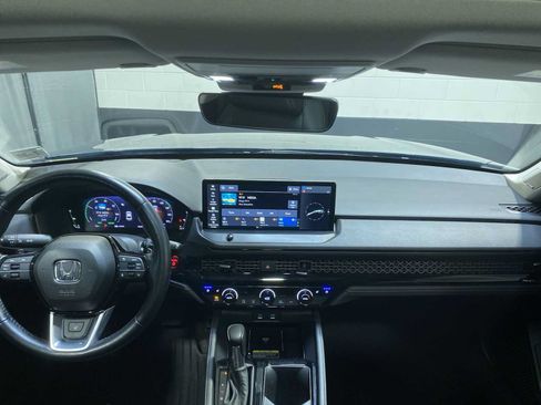 Used 2025 Honda Accord Touring image 10