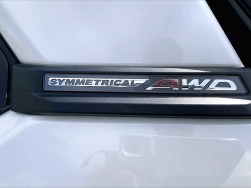 Certified 2025 Subaru Forester Limited AWD/4WD image 36