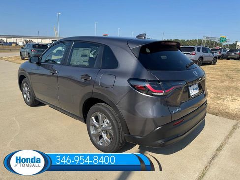 New 2026 Honda HR-V LX image 4