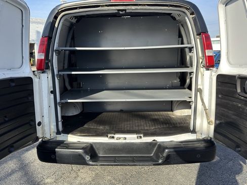 Used 2021 Chevrolet Express 2500 Work Van image 12