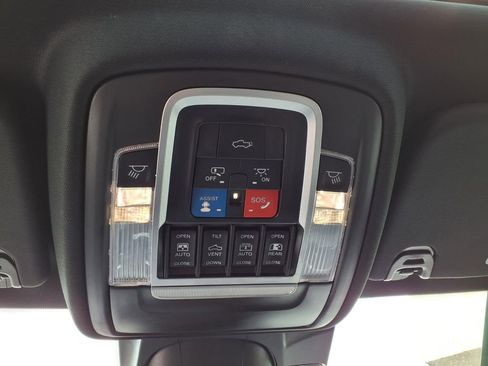 Used 2023 RAM 1500 Limited AWD/4WD image 20