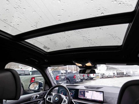 Used 2025 BMW X7 xDrive40i image 30