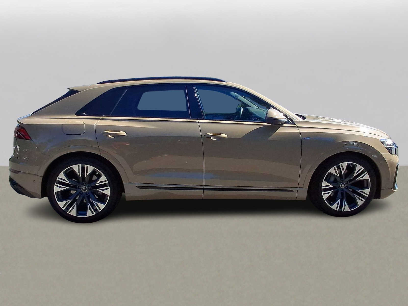 Used 2026 Audi Q8 Prestige AWD/4WD image 32