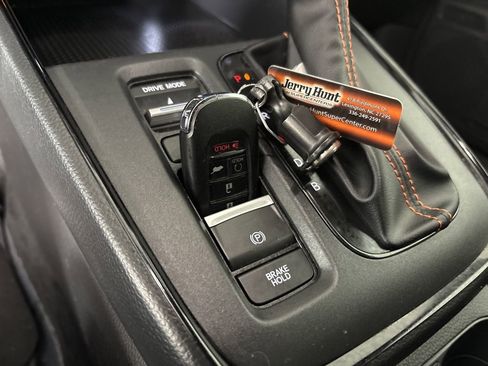 Used 2025 Honda CR-V Sport image 19