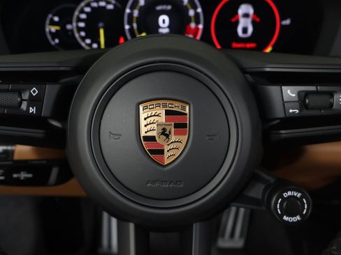 Used 2026 Porsche 911 GT3 RWD image 26