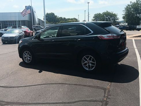 Used 2023 Ford Edge SEL w/ Convenience Package AWD/4WD image 8