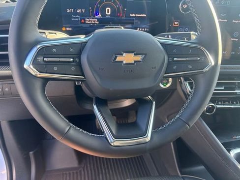 New 2026 Chevrolet Traverse High Country w/ LPO, Floor Liner Package FWD image 24