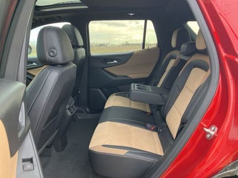 Used 2026 Chevrolet Equinox ACTIV w/ Convenience Package III image 18