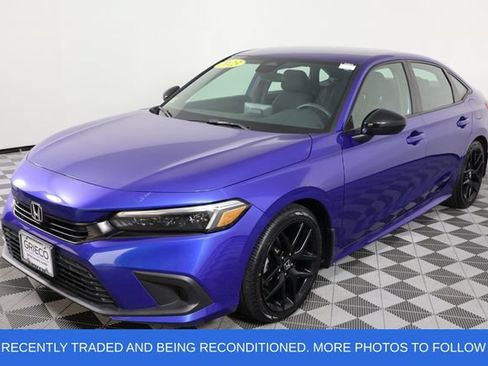 Used 2023 Honda Civic Sport image 4