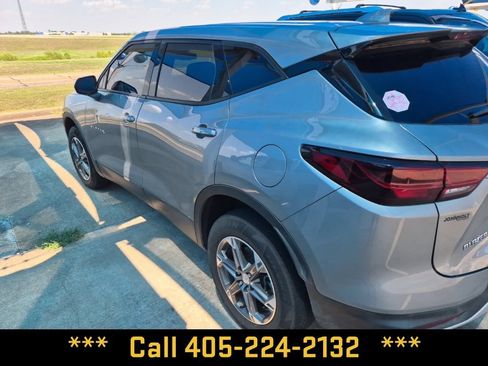Used 2024 Chevrolet Blazer LT FWD image 5