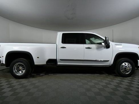 New 2026 Chevrolet Silverado 3500 High Country w/ Technology Package image 15