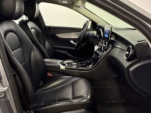 Used 2016 Mercedes-Benz C 300 4MATIC Sedan image 23