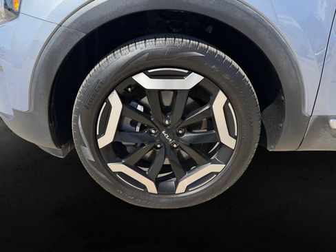 Used 2025 Kia Telluride S AWD/4WD image 9