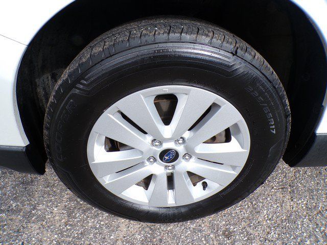 Used 2017 Subaru Outback 2.5i AWD/4WD image 19