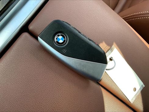 Used 2024 BMW X5 xDrive40i w/ Premium Package AWD/4WD image 14