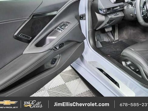 Used 2024 Chevrolet Corvette Stingray Preferred Cpe w/ Stealth Interior Trim Package RWD image 33