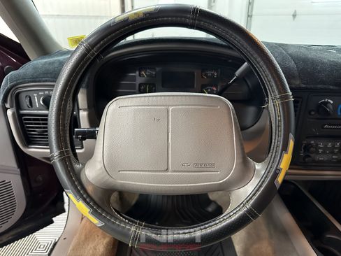 Used 1995 Chevrolet Impala SS RWD image 24