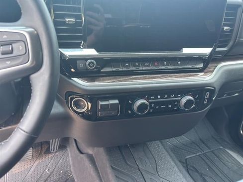 Used 2026 Chevrolet Silverado 1500 RST w/ RST Select Package AWD/4WD image 21