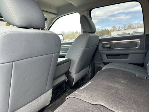 Used 2017 RAM 1500 Classic SLT AWD/4WD image 13