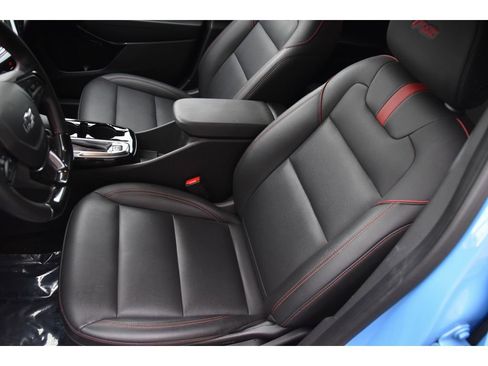 Used 2024 Chevrolet Trax RS w/ Driver Confidence Package image 13