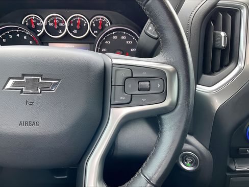 Used 2022 Chevrolet Silverado 1500 RST RWD image 11