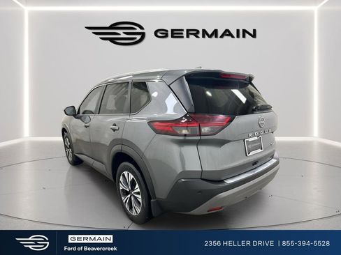 Used 2022 Nissan Rogue SV w/ SV Premium Package image 5