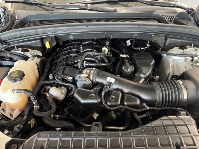 Used 2023 Jeep Grand Cherokee L Limited AWD/4WD image 6