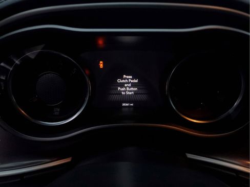 Used 2022 Dodge Challenger R/T Scat Pack w/ Plus Package image 32