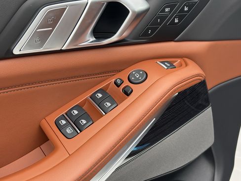 New 2027 BMW X7 M60i AWD/4WD image 15