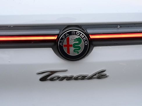 Used 2024 Alfa Romeo Tonale Veloce w/ Active Assist Package AWD/4WD image 50