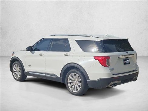 Used 2021 Ford Explorer King Ranch w/ Premium Technology Package RWD image 7