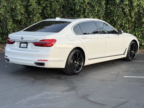 Used 2018 BMW 740i RWD image 5