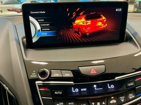 New 2026 Acura RDX SH-AWD image 18