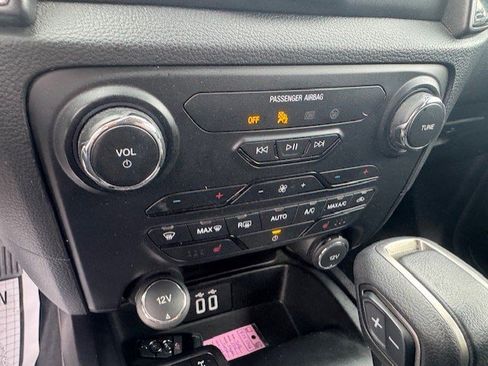 Certified 2021 Ford Ranger Lariat w/ Tremor Off-Road Package image 22