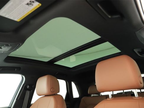 New 2025 Audi Q3 2.0T Premium Plus image 26