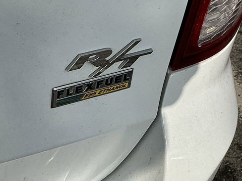 Used 2016 Dodge Grand Caravan R/T image 3