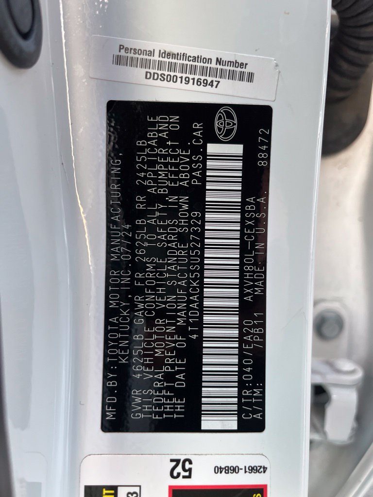 Used 2025 Toyota Camry SE w/ Multimedia Upgrade Package FWD image 12