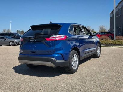Used 2024 Ford Edge SEL w/ Convenience Package