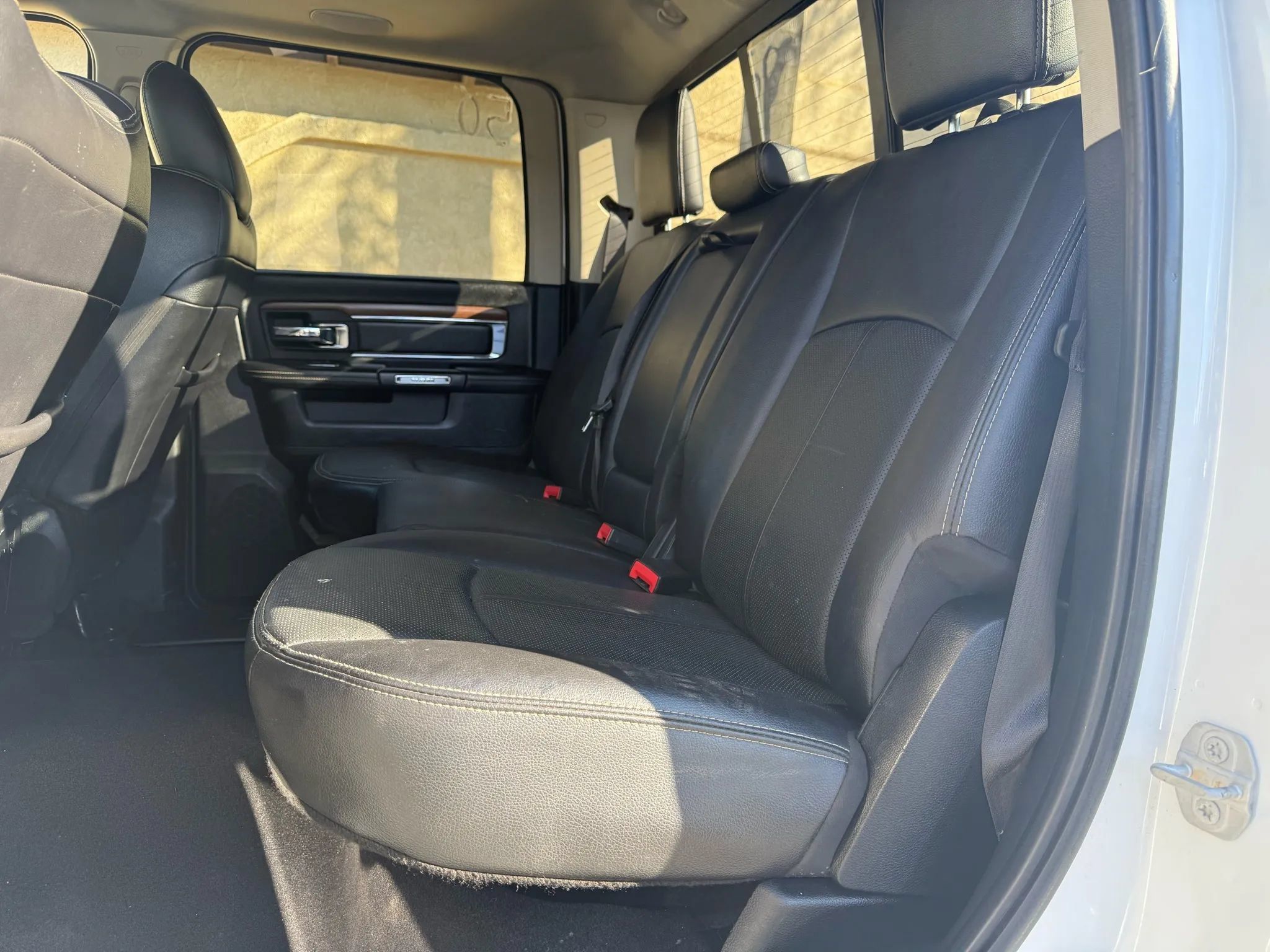 Used 2018 RAM 2500 Laramie AWD/4WD image 10