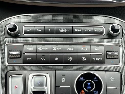 Used 2023 Hyundai Santa Fe SEL w/ Cargo Package AWD/4WD image 18