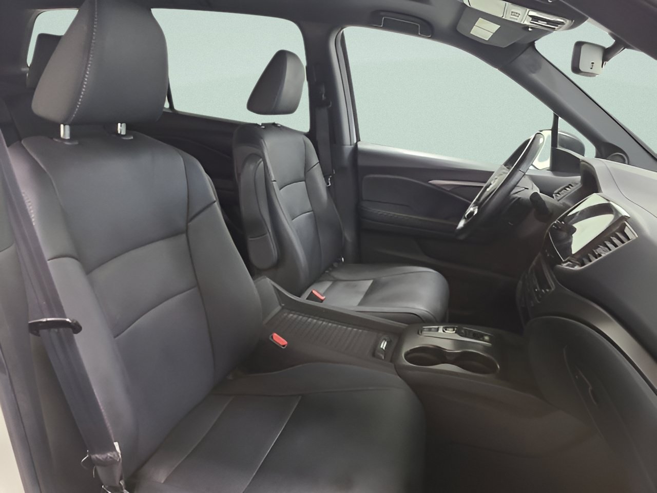 Used 2023 Honda Passport EX-L image 14
