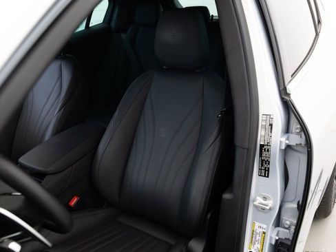 Used 2024 Maserati Grecale GT image 47