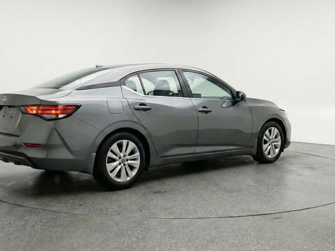 Used 2025 Nissan Sentra S image 9