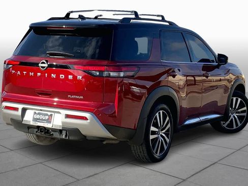 Used 2023 Nissan Pathfinder Platinum image 13