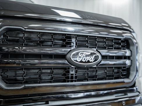 Certified 2025 Ford F150 Lariat w/ Equipment Group 502A High image 7