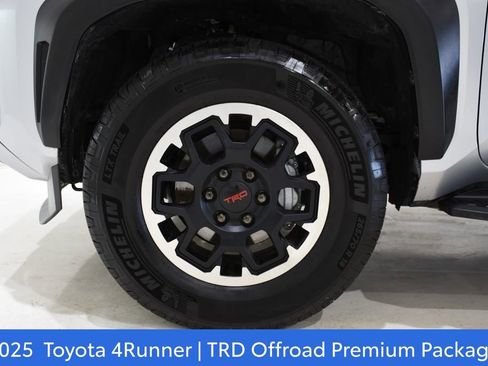 Certified 2025 Toyota 4Runner TRD Off-Road Premium image 6
