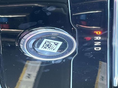 New 2025 Jeep Grand Cherokee Laredo X w/ Luxury Tech Group I image 22