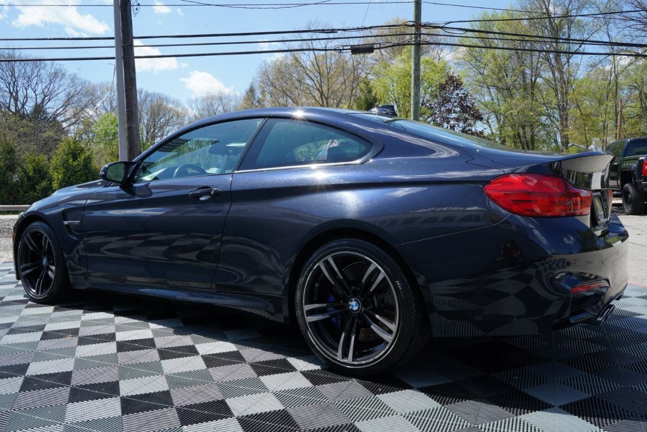 Used 2016 BMW M4 Coupe w/ Executive Package RWD image 10
