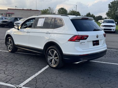 Used 2018 Volkswagen Tiguan SE w/ 18" Alloy Wheels Package AWD/4WD image 10